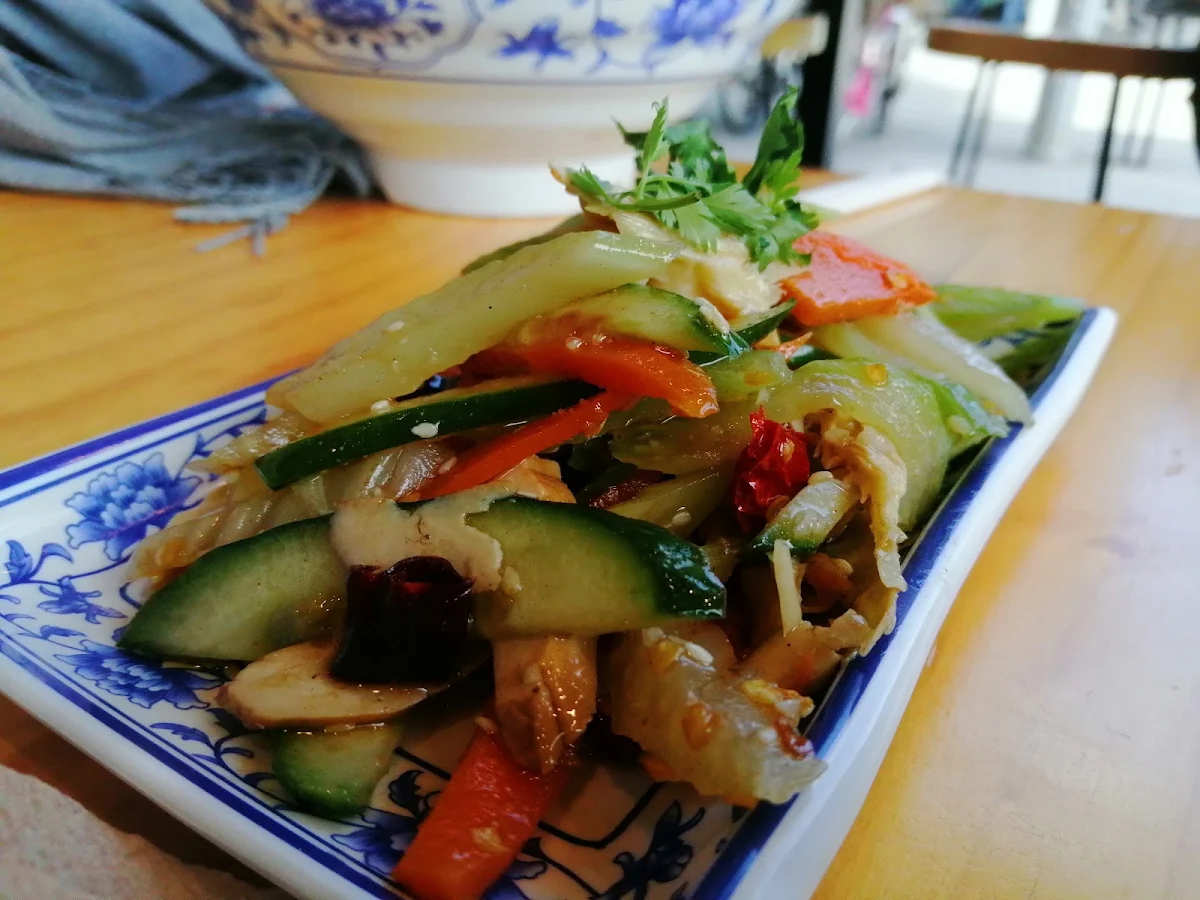 凉拌黄瓜 cucumber salad